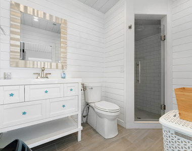 139 Seville Place Sw - Photo Thumbnail 24
