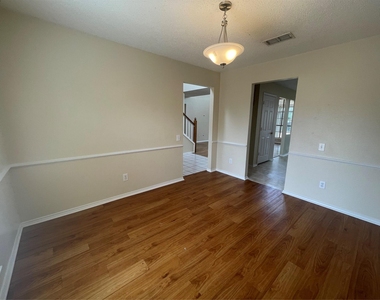 3412 Derby Court - Photo Thumbnail 12