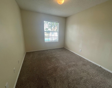 3412 Derby Court - Photo Thumbnail 25