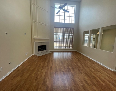 3412 Derby Court - Photo Thumbnail 4