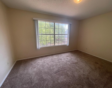 3412 Derby Court - Photo Thumbnail 24