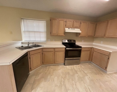3412 Derby Court - Photo Thumbnail 8