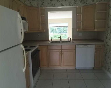 9330 Nw 42nd Court - Photo Thumbnail 2