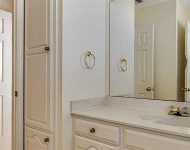 18532 Bay Pines Lane - Photo Thumbnail 29