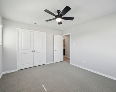 200 Golden Harvest Drive - Photo Thumbnail 25