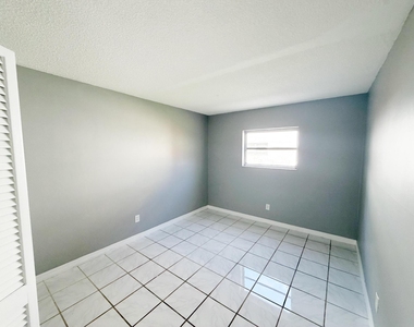320 Sw 1st Street - Photo Thumbnail 15