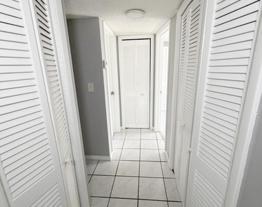 320 Sw 1st Street - Photo Thumbnail 7