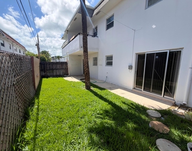 320 Sw 1st Street - Photo Thumbnail 18