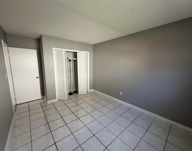 320 Sw 1st Street - Photo Thumbnail 11
