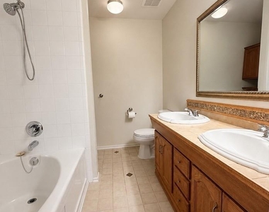 2909 Windhaven Drive - Photo Thumbnail 11
