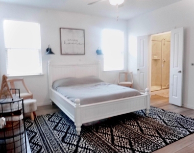 8201 Green Heron Drive - Photo Thumbnail 20