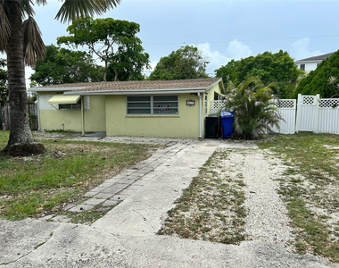 417 Sw 25th Terrace - Photo Thumbnail 21