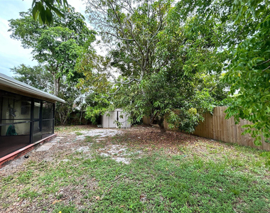 417 Sw 25th Terrace - Photo Thumbnail 28