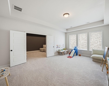 2229 Plumeria Lane - Photo Thumbnail 29