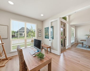 2229 Plumeria Lane - Photo Thumbnail 7