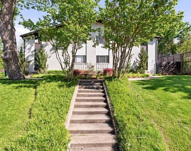 5722 Gaston Avenue - Photo Thumbnail 18