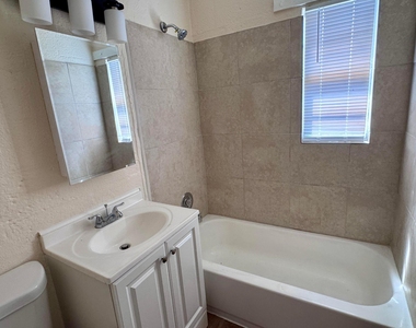 620 20th Street - Photo Thumbnail 8