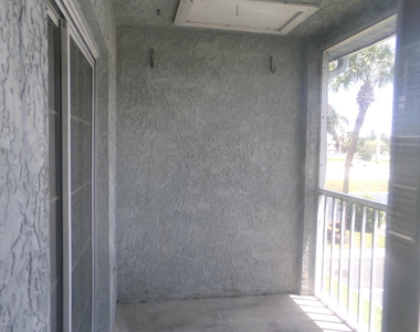 1600 Se Green Acres Circle - Photo Thumbnail 9