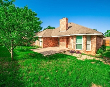 8016 Tree Leaf Lane - Photo Thumbnail 22