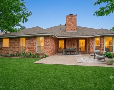 8016 Tree Leaf Lane - Photo Thumbnail 19