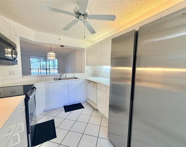 9587 Weldon Circle - Photo Thumbnail 2