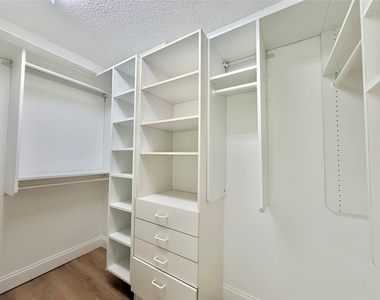 9587 Weldon Circle - Photo Thumbnail 25