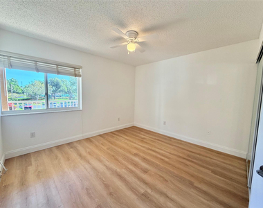 9587 Weldon Circle - Photo Thumbnail 14