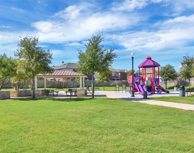 1102 Parkway Trail - Photo Thumbnail 21
