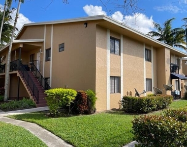 6053 10th Avenue N - Photo Thumbnail 2