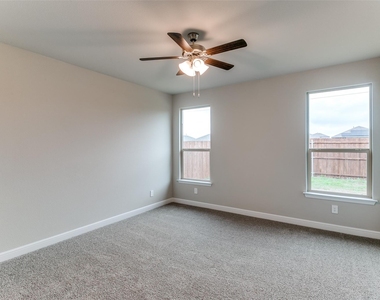 1117 Southwark Drive - Photo Thumbnail 18