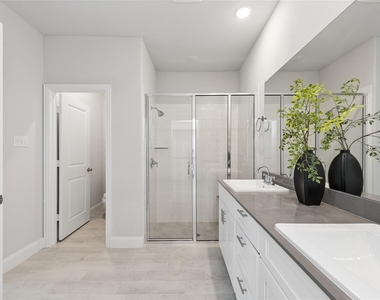 528 Cattle Chute Court - Photo Thumbnail 19