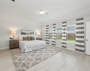 528 Cattle Chute Court - Photo Thumbnail 17