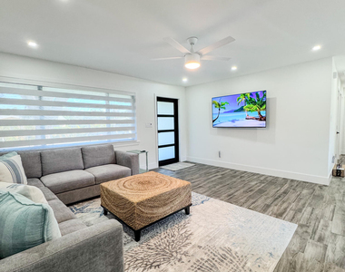 415 Pittsburgh Drive - Photo Thumbnail 22