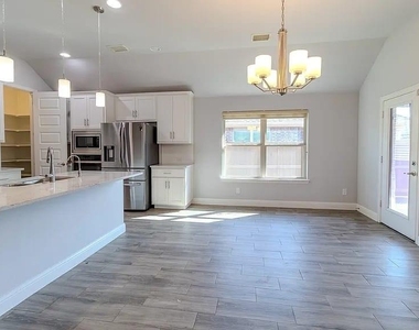 3215 Mattie Grey Lane - Photo Thumbnail 5