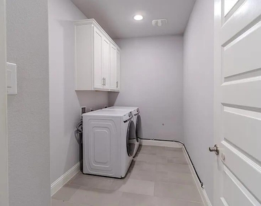3215 Mattie Grey Lane - Photo Thumbnail 31