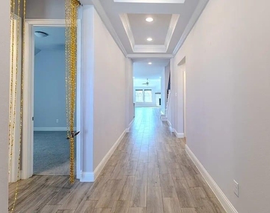 3215 Mattie Grey Lane - Photo Thumbnail 8