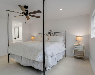 401 Briny Avenue - Photo Thumbnail 10