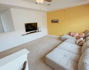1120 Western Yarrow Avenue - Photo Thumbnail 13