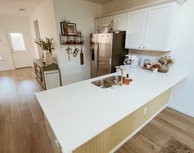 1120 Western Yarrow Avenue - Photo Thumbnail 6