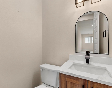 3425 Sanjeev Drive - Photo Thumbnail 13