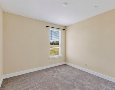 3425 Sanjeev Drive - Photo Thumbnail 31