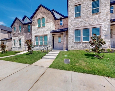 3425 Sanjeev Drive - Photo Thumbnail 2