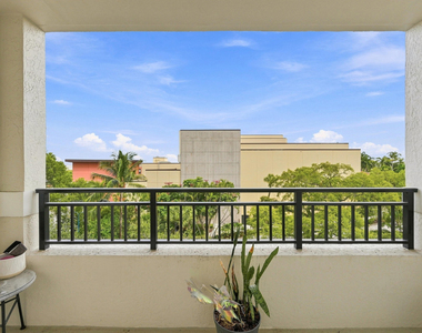 610 W Las Olas Boulevard - Photo Thumbnail 14