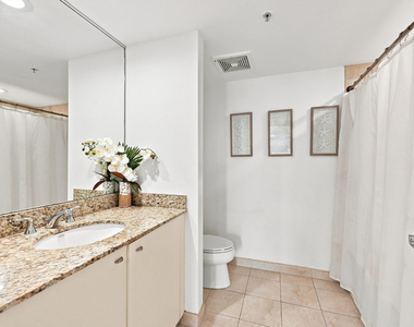 610 W Las Olas Boulevard - Photo Thumbnail 21