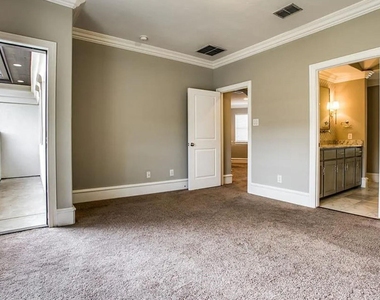 857 N Glasgow Drive - Photo Thumbnail 7