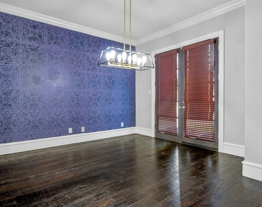 857 N Glasgow Drive - Photo Thumbnail 2