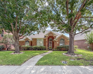 9612 Cliffside Drive - Photo Thumbnail 1