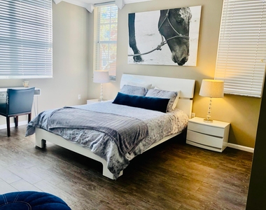 11750 Saint Andrews Place - Photo Thumbnail 12