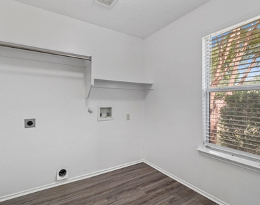 3100 Spenrock Court - Photo Thumbnail 7