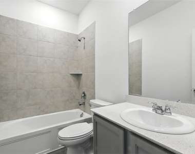 6924 Waterloo Lane - Photo Thumbnail 4